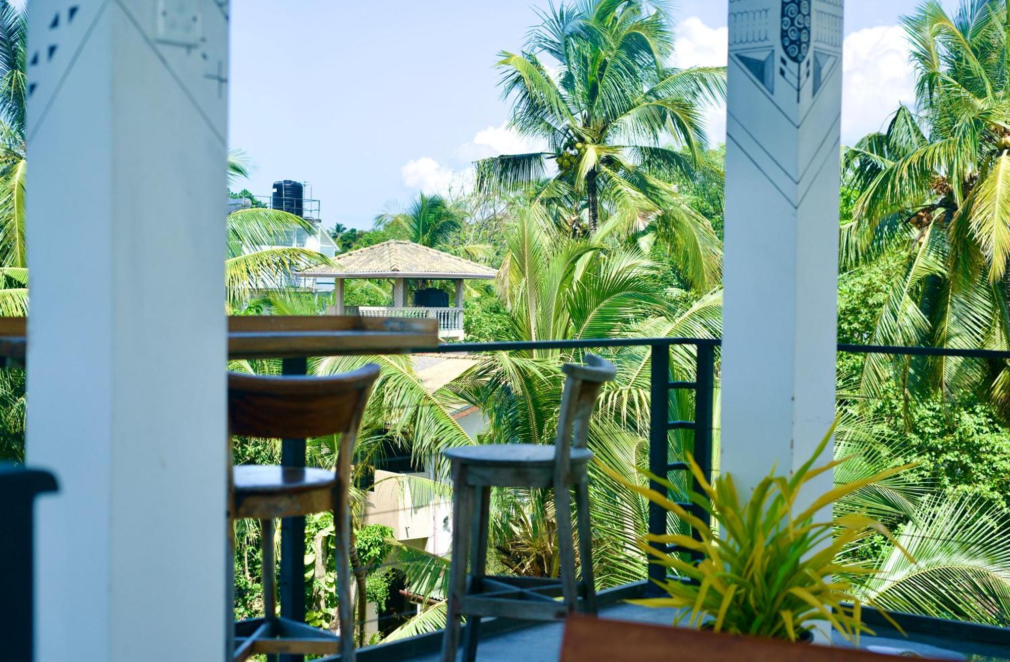 Habibi Hostel & Restaurant ウナワトゥナ エクステリア 写真